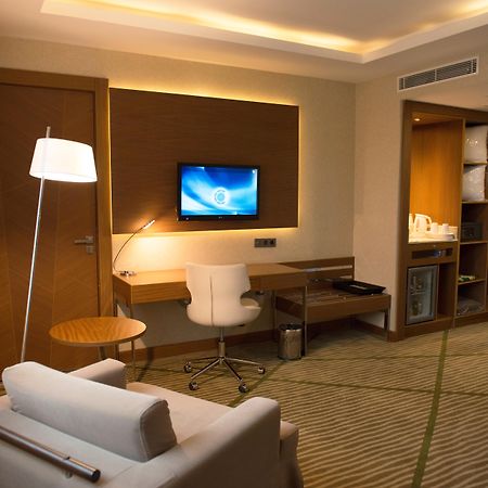 Holiday Inn Gaziantep By Ihg Exterior foto