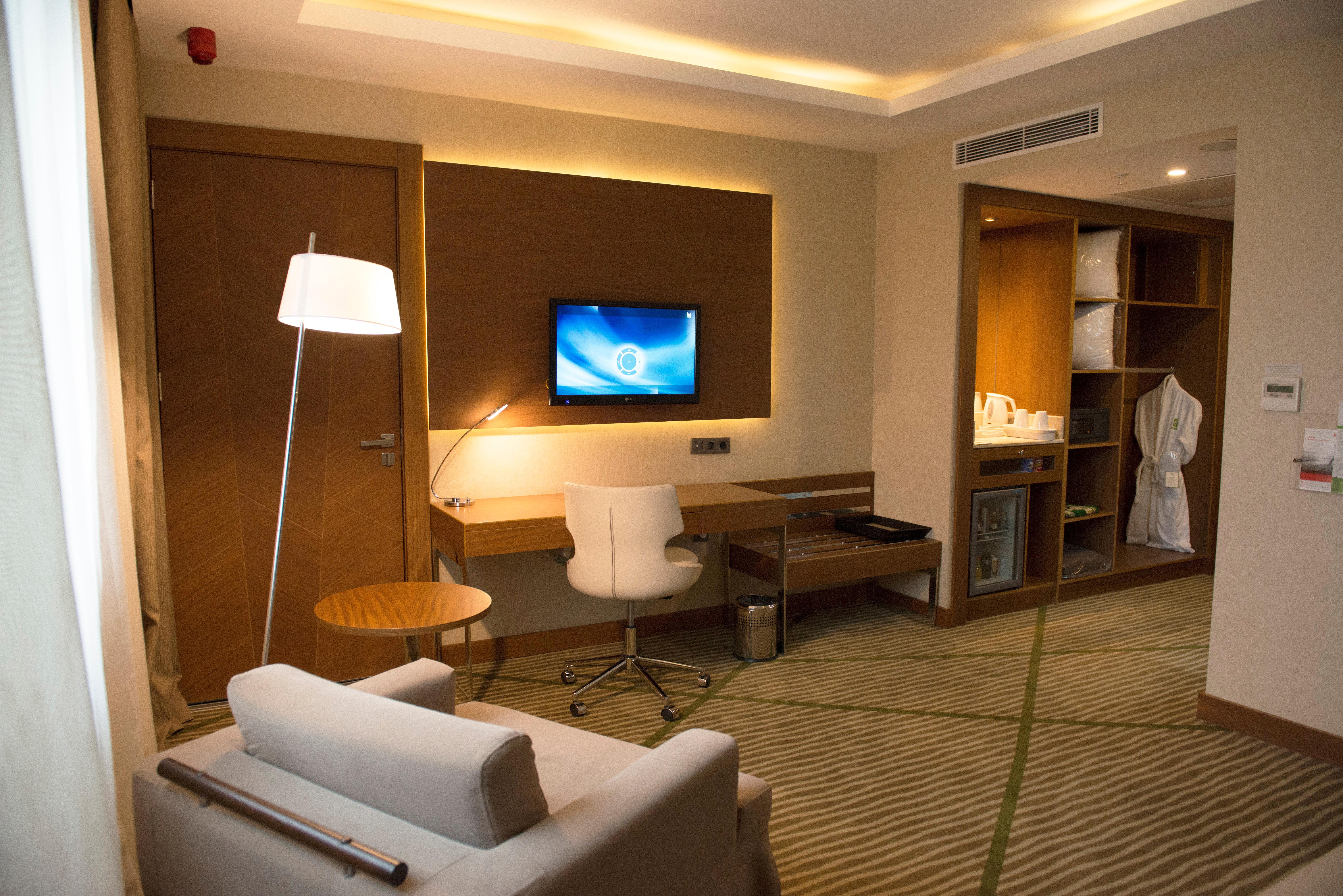Holiday Inn Gaziantep By Ihg Exterior foto