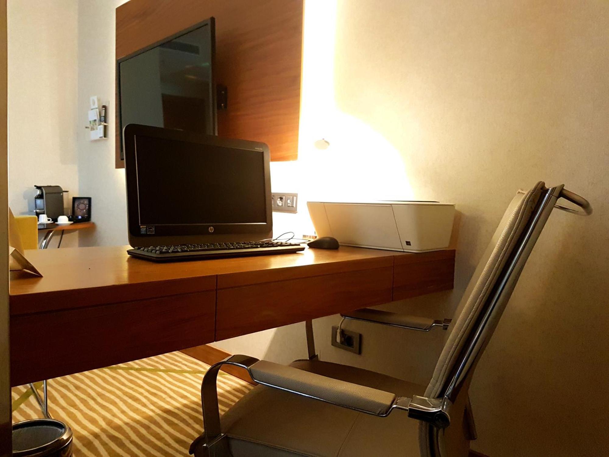 Holiday Inn Gaziantep By Ihg Exterior foto